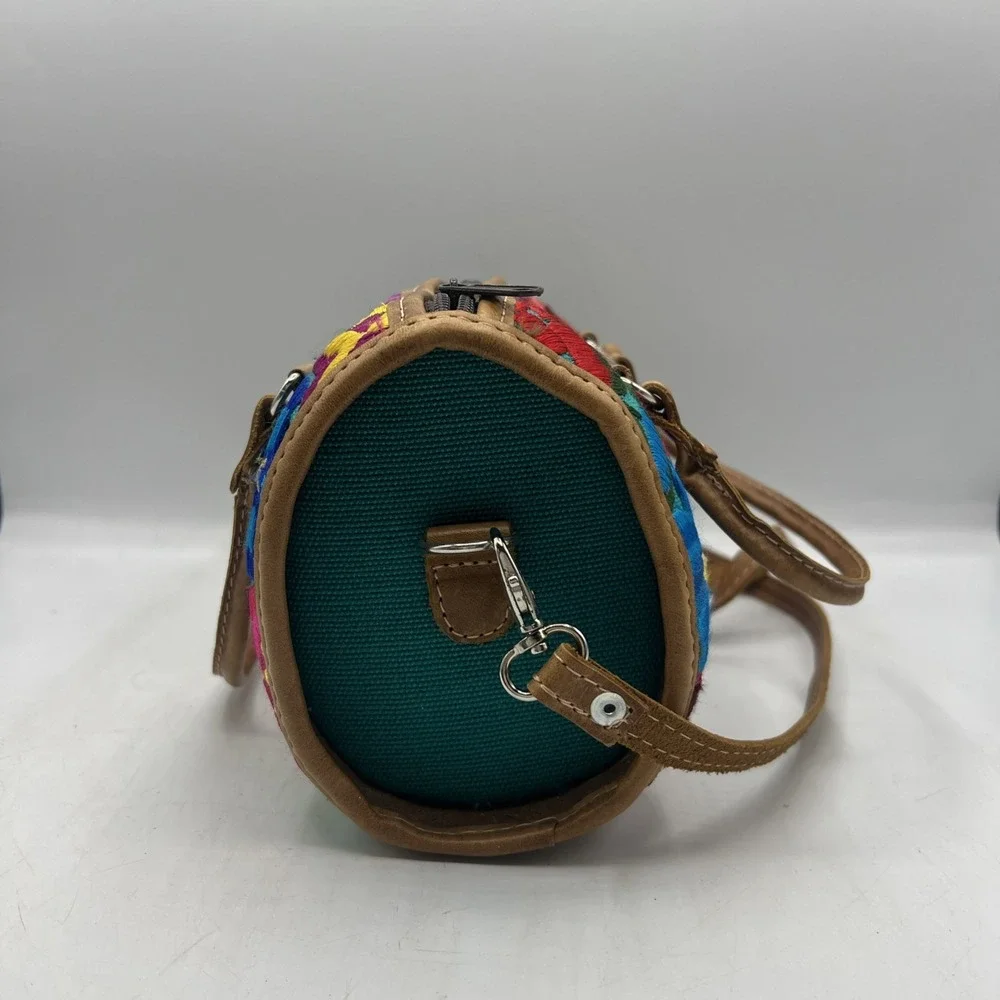 Handmade Embroidered Floral Guatemala Leather Purse Handbag‎